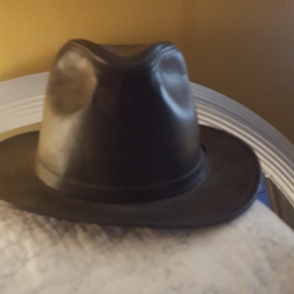 Men's leather Western hat size large never worn